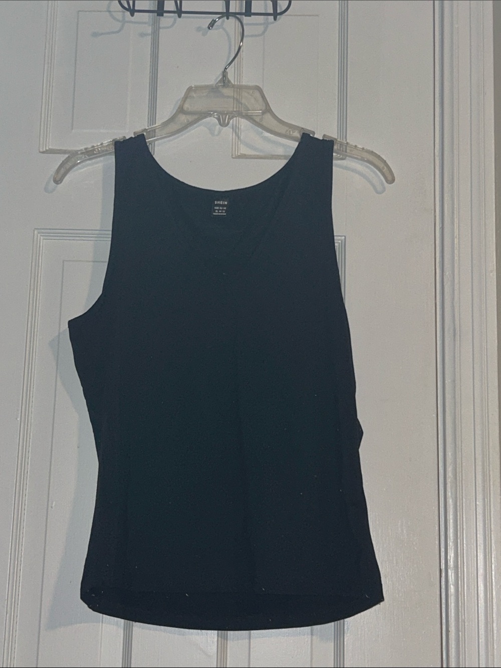 SHEIN Black Sleeveless Tank Top